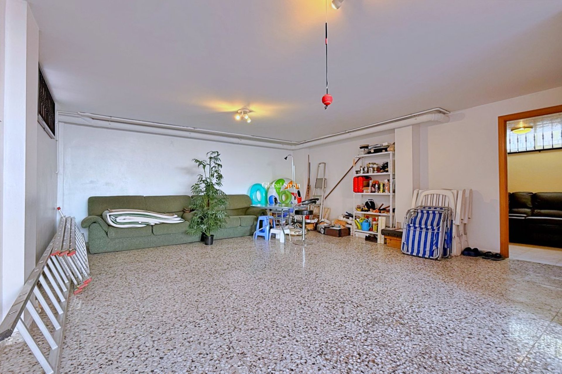 Resale - VILLA -
ORIHUELA - Inland