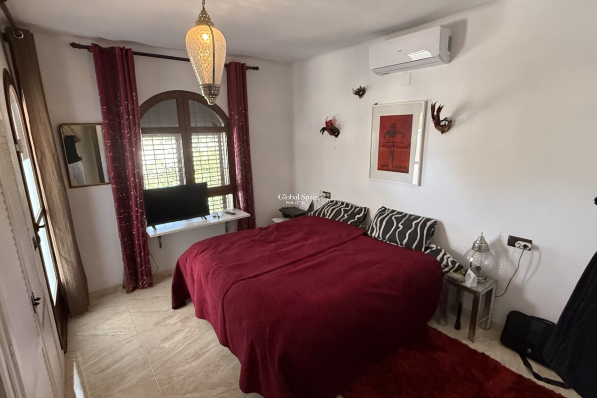 Resale - VILLA -
ORIHUELA - Inland