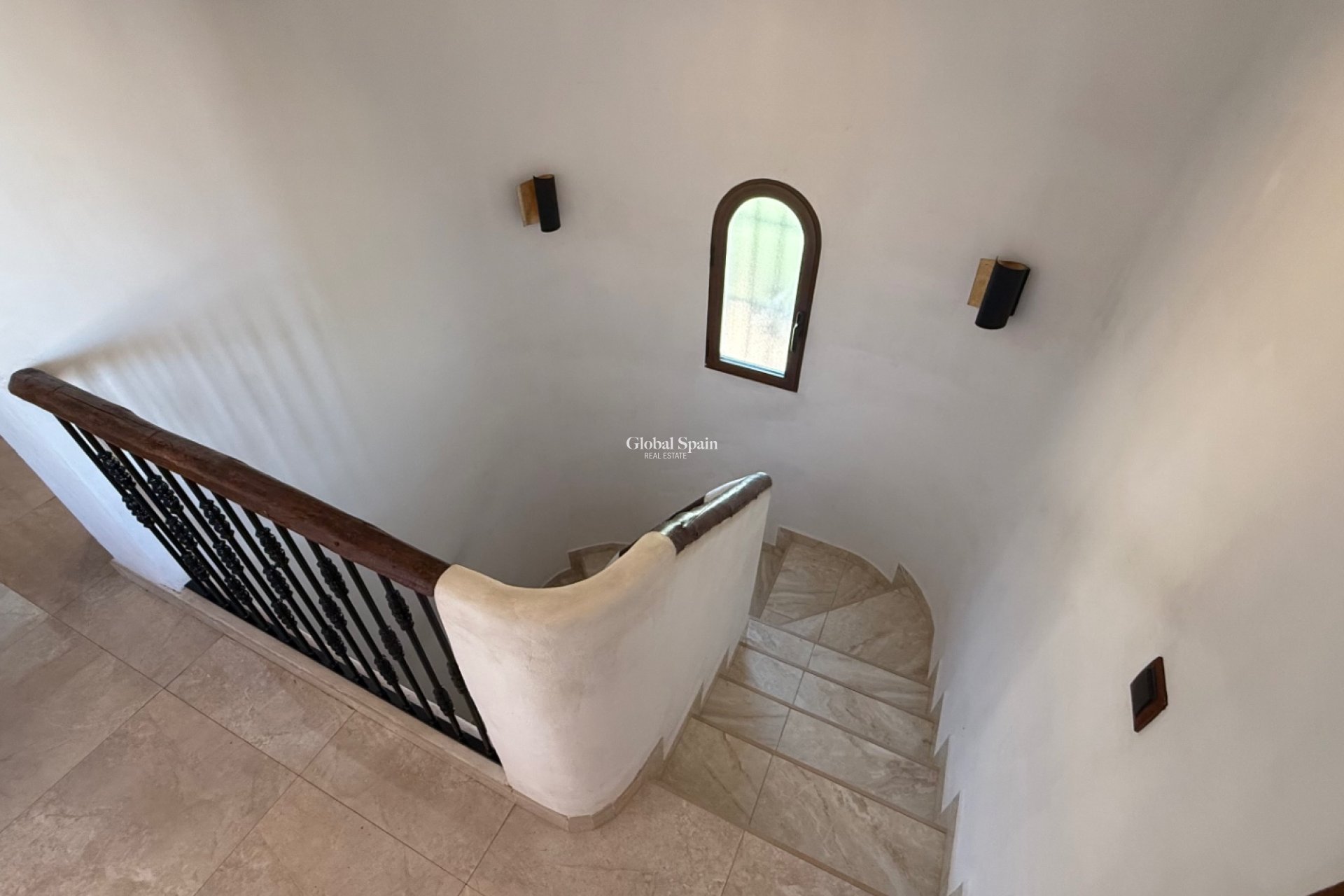 Resale - VILLA -
ORIHUELA - Inland