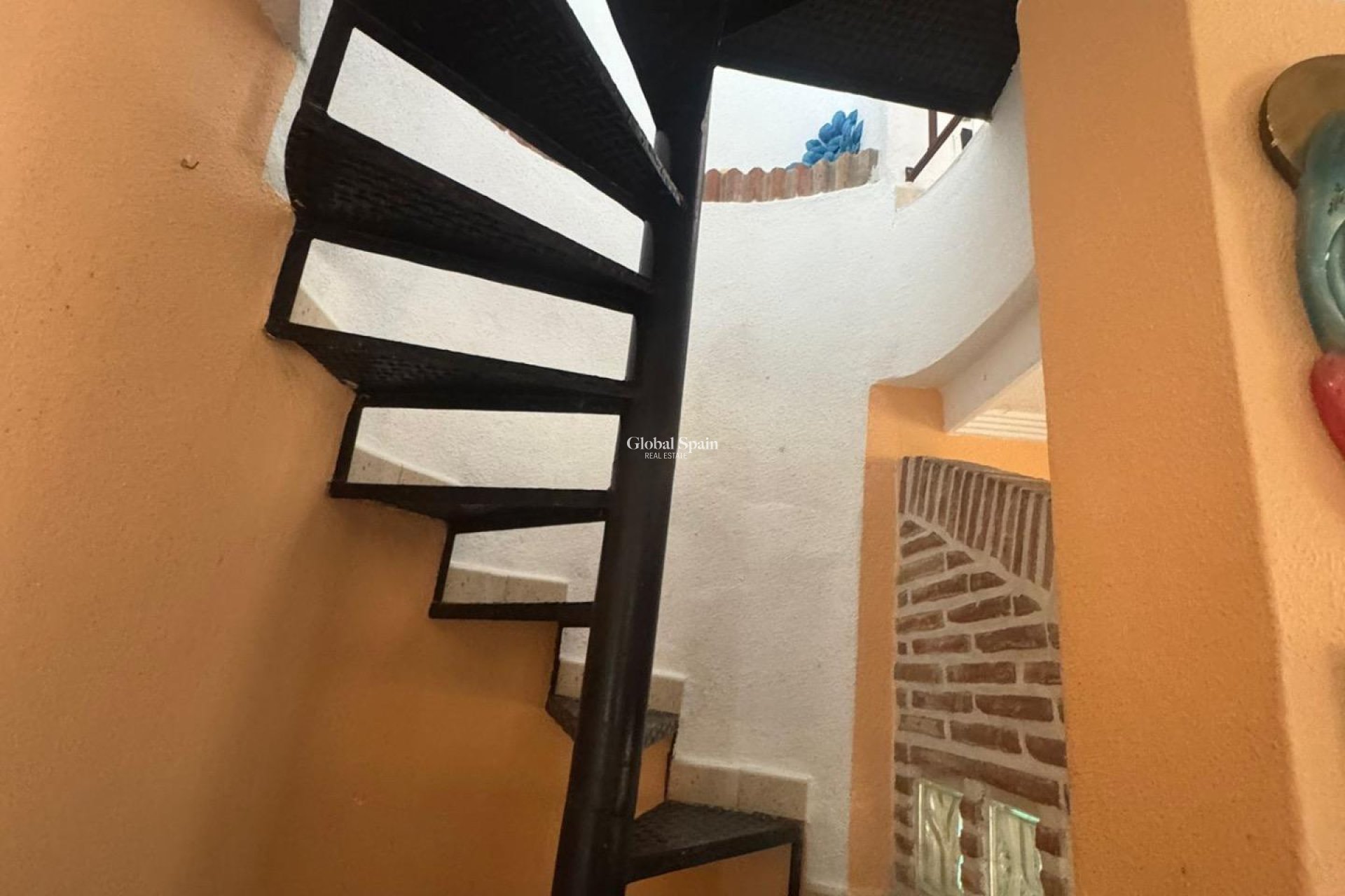 Resale - VILLA -
ORIHUELA - La Campaneta