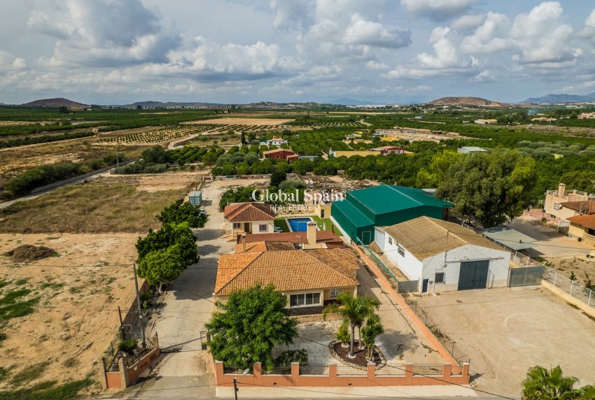 Resale - VILLA -
ORIHUELA - La Matanza