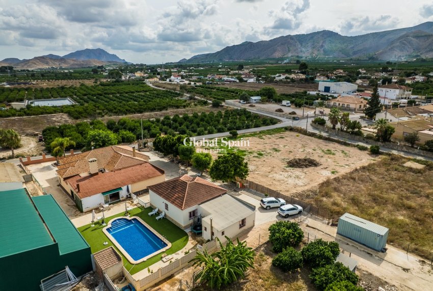 Resale - VILLA -
ORIHUELA - La Matanza