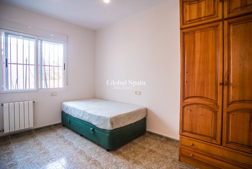 Resale - VILLA -
ORIHUELA - La Matanza