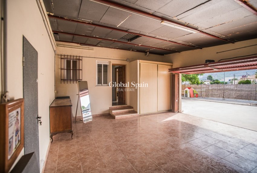 Resale - VILLA -
ORIHUELA - La Matanza