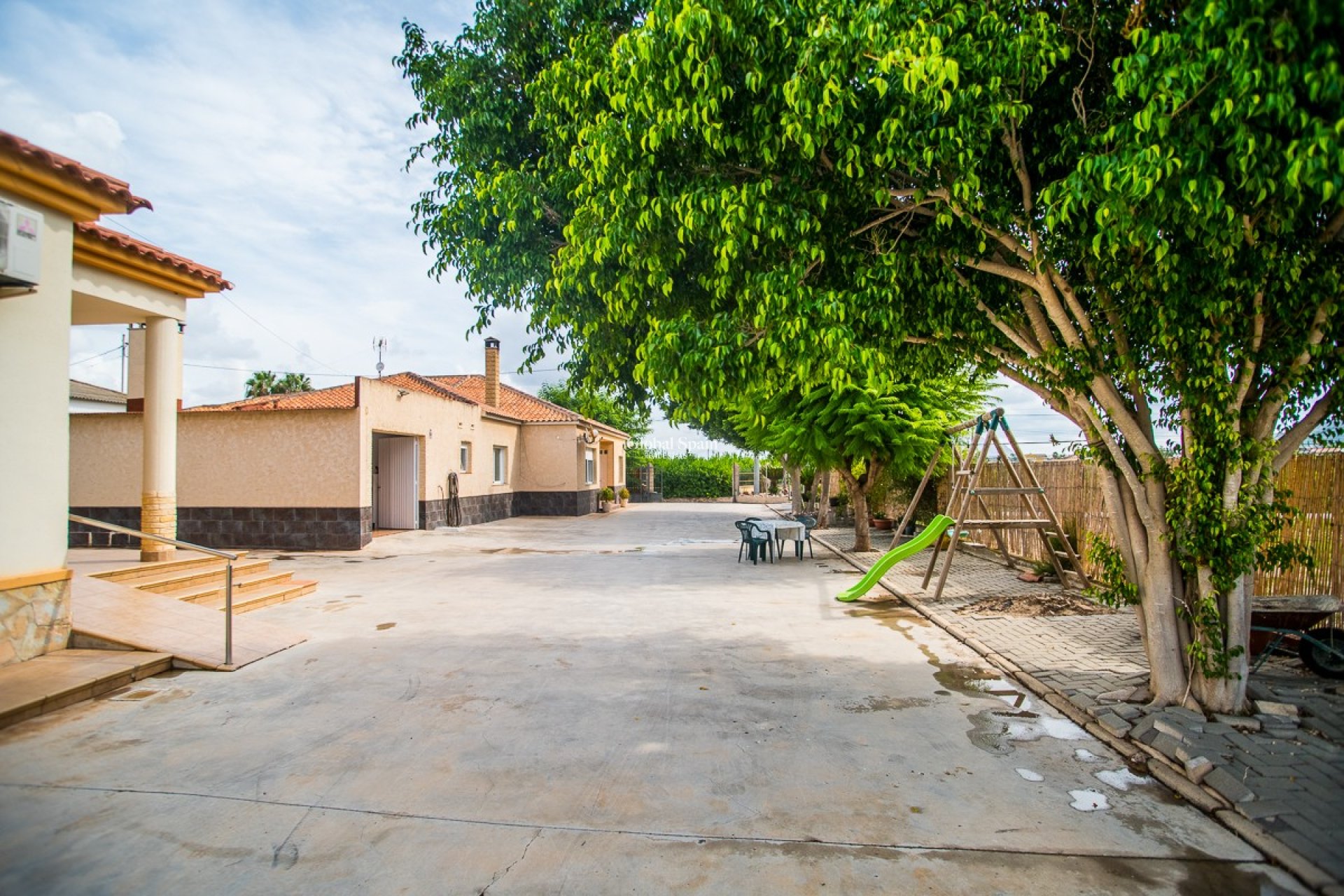 Resale - VILLA -
ORIHUELA - La Matanza