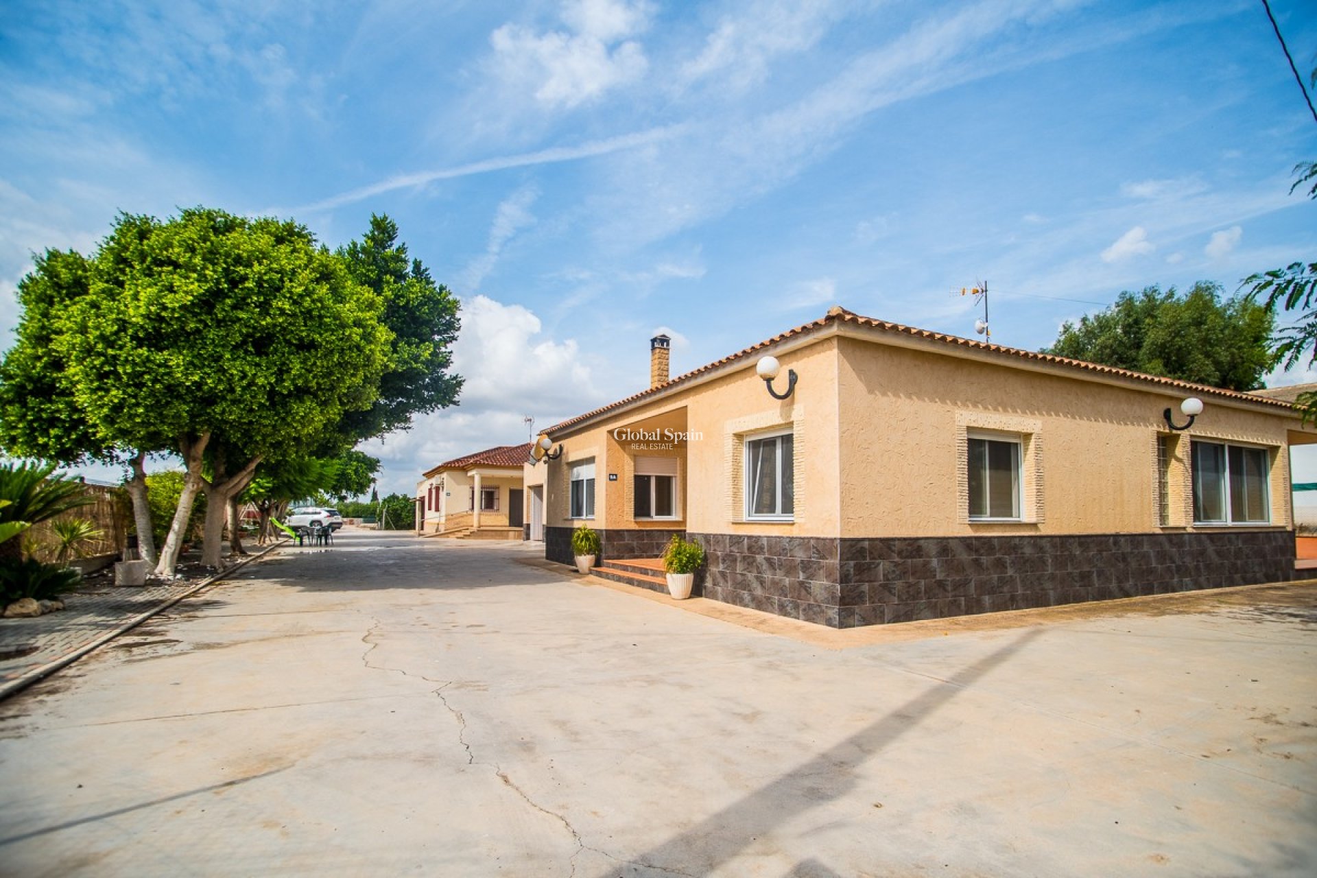 Resale - VILLA -
ORIHUELA - La Matanza