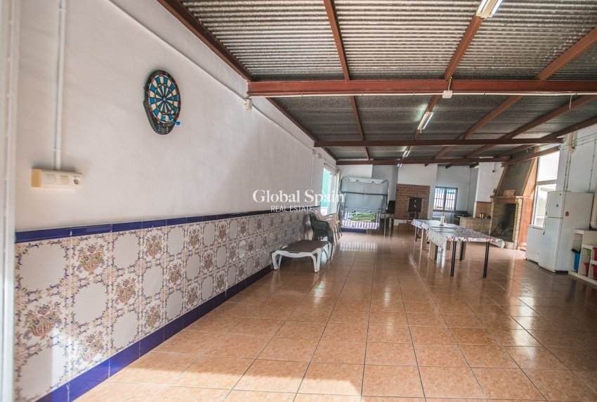 Resale - VILLA -
ORIHUELA - La Matanza