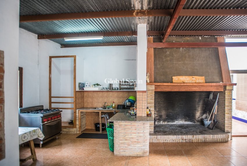 Resale - VILLA -
ORIHUELA - La Matanza