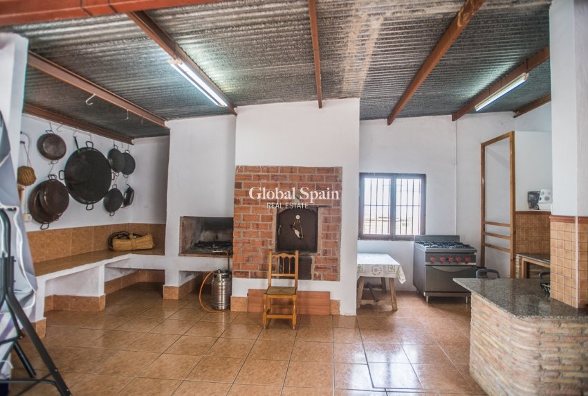 Resale - VILLA -
ORIHUELA - La Matanza