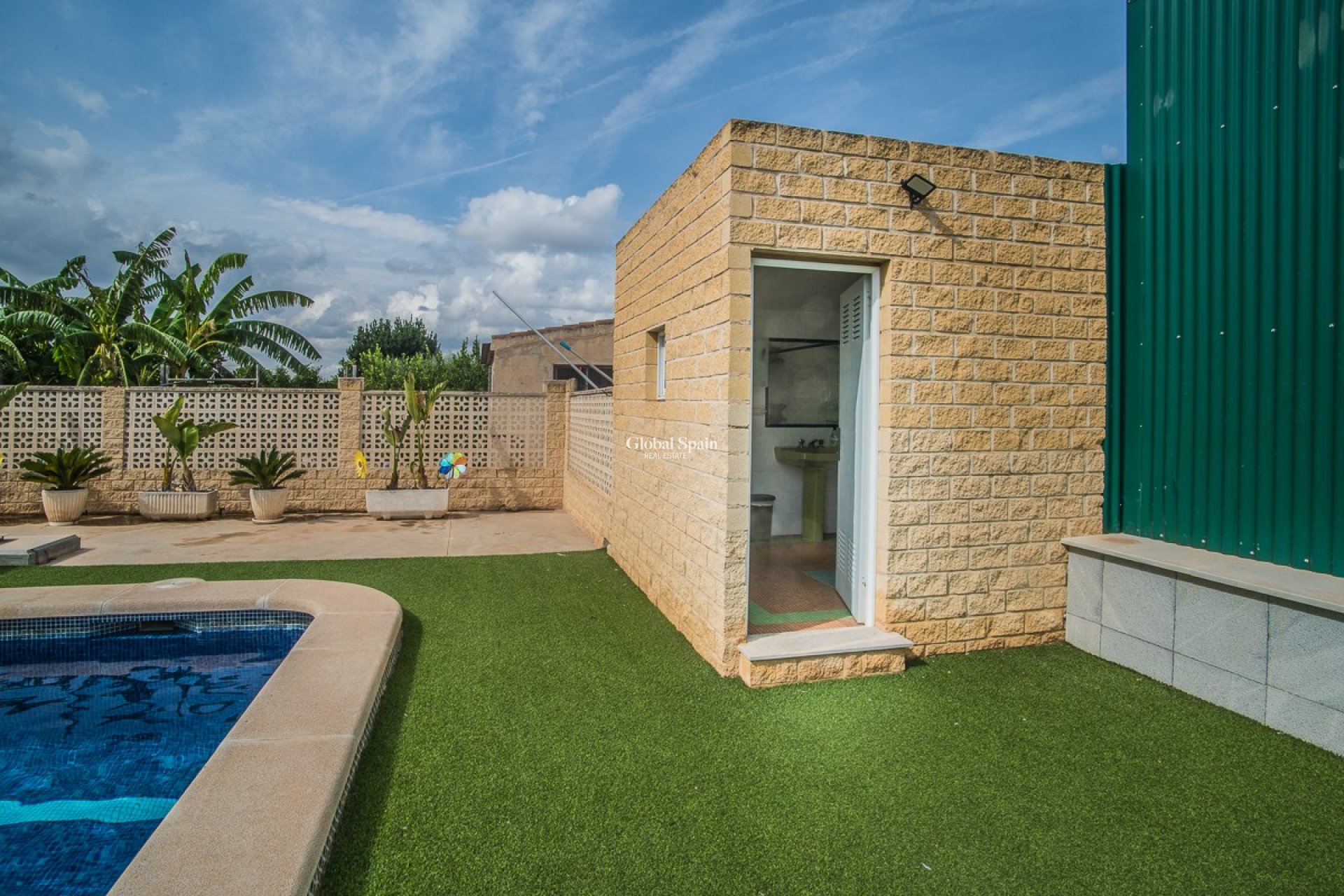 Resale - VILLA -
ORIHUELA - La Matanza