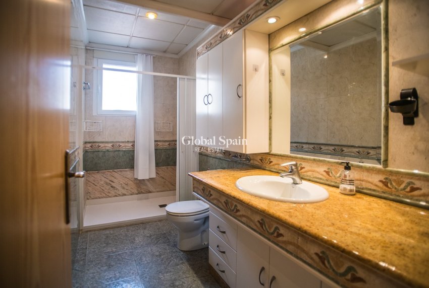Resale - VILLA -
ORIHUELA - La Matanza