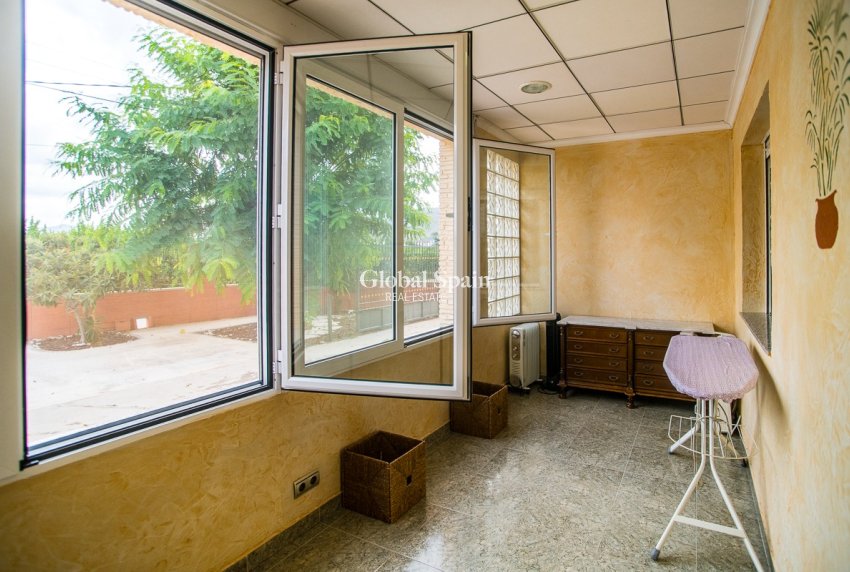 Resale - VILLA -
ORIHUELA - La Matanza
