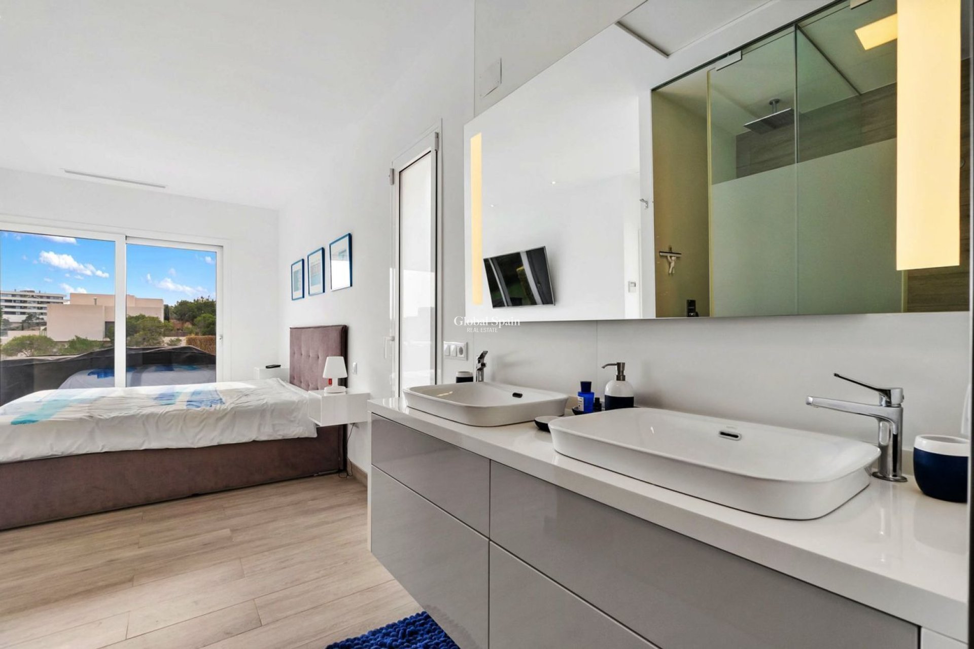 Resale - VILLA -
ORIHUELA - LAS COLINAS GOLF RESORT