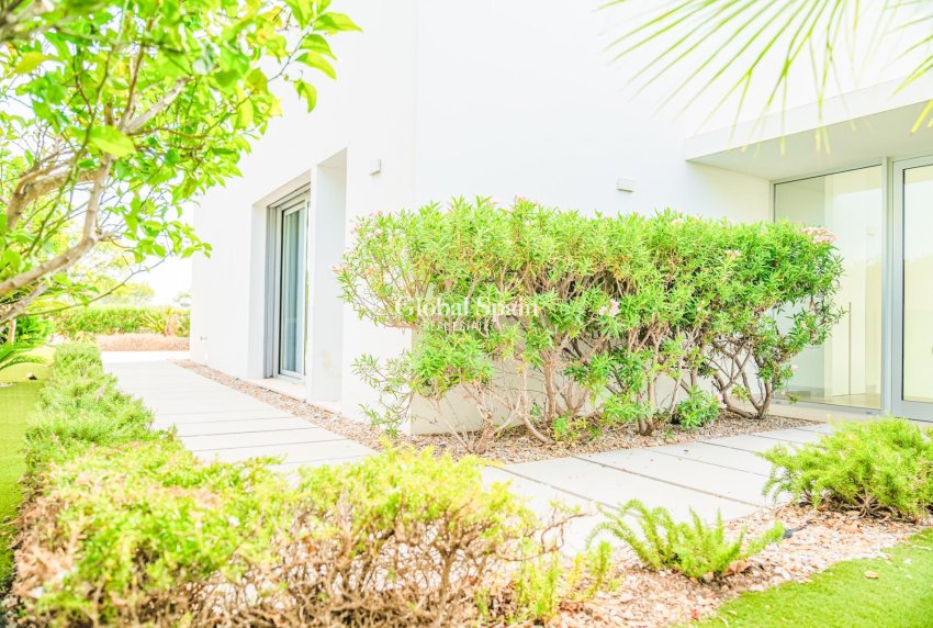 Resale - VILLA -
ORIHUELA - LAS COLINAS GOLF RESORT