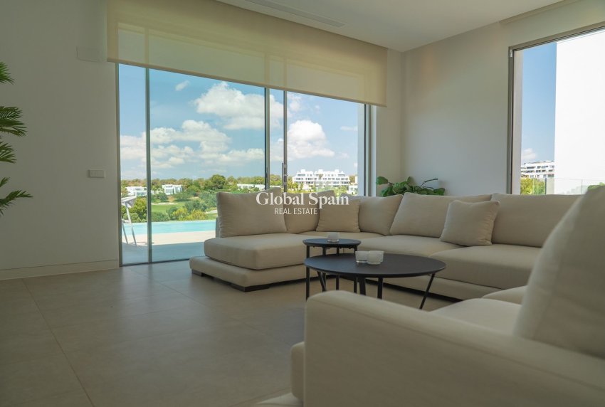 Resale - VILLA -
ORIHUELA - LAS COLINAS GOLF RESORT