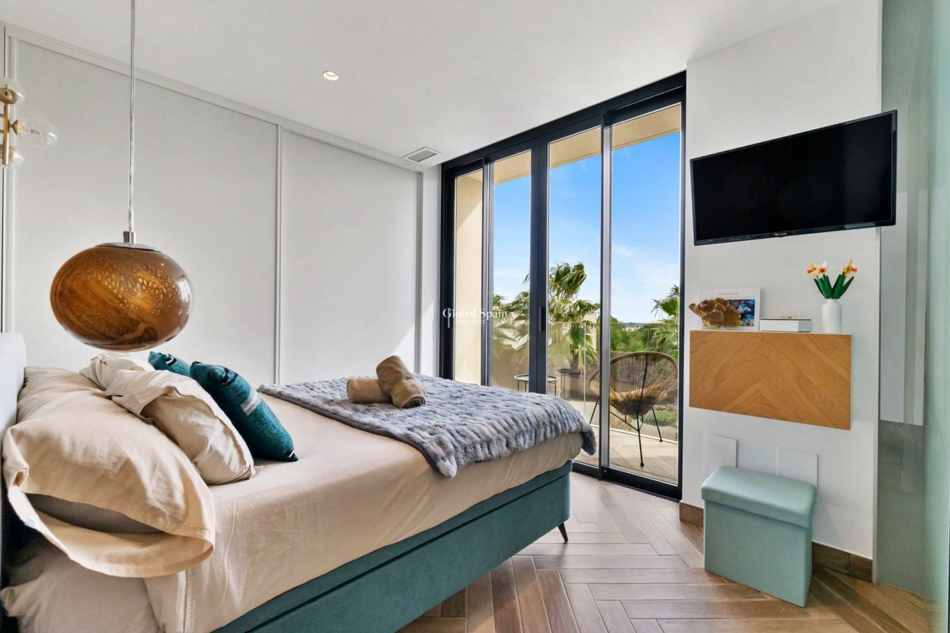 Resale - VILLA -
ORIHUELA - LAS COLINAS GOLF RESORT