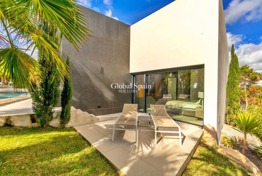 Resale - VILLA -
ORIHUELA - LAS COLINAS GOLF RESORT