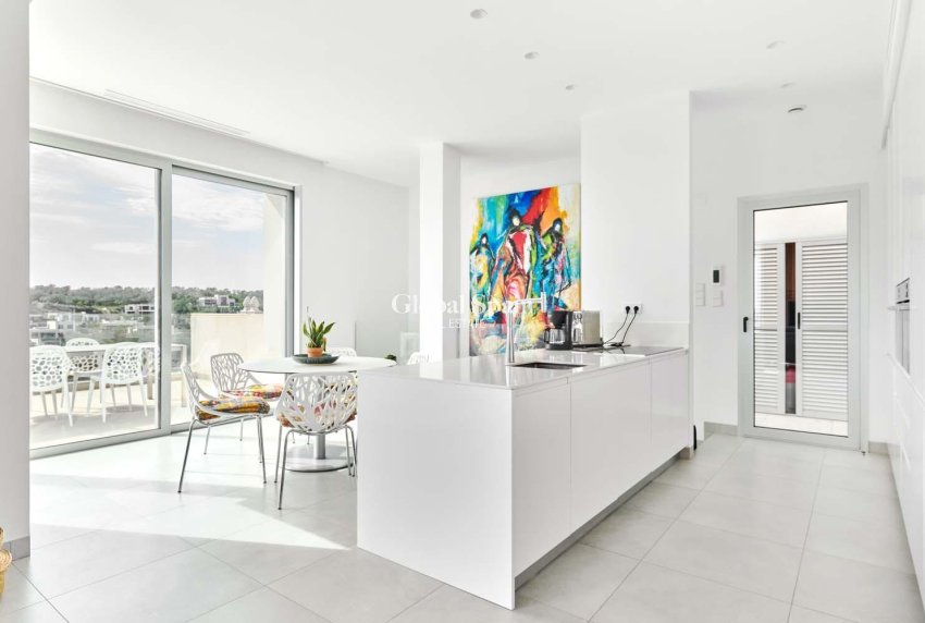 Resale - VILLA -
ORIHUELA - LAS COLINAS GOLF RESORT