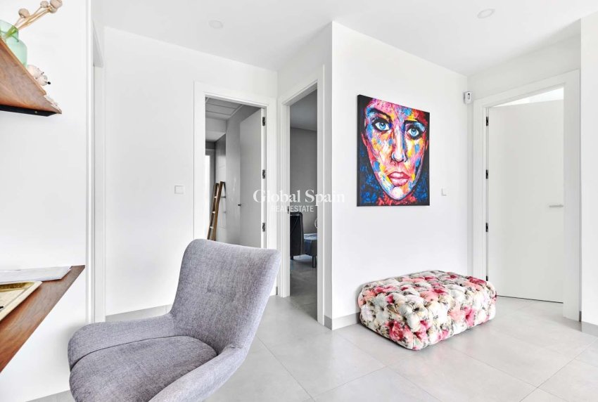 Resale - VILLA -
ORIHUELA - LAS COLINAS GOLF RESORT