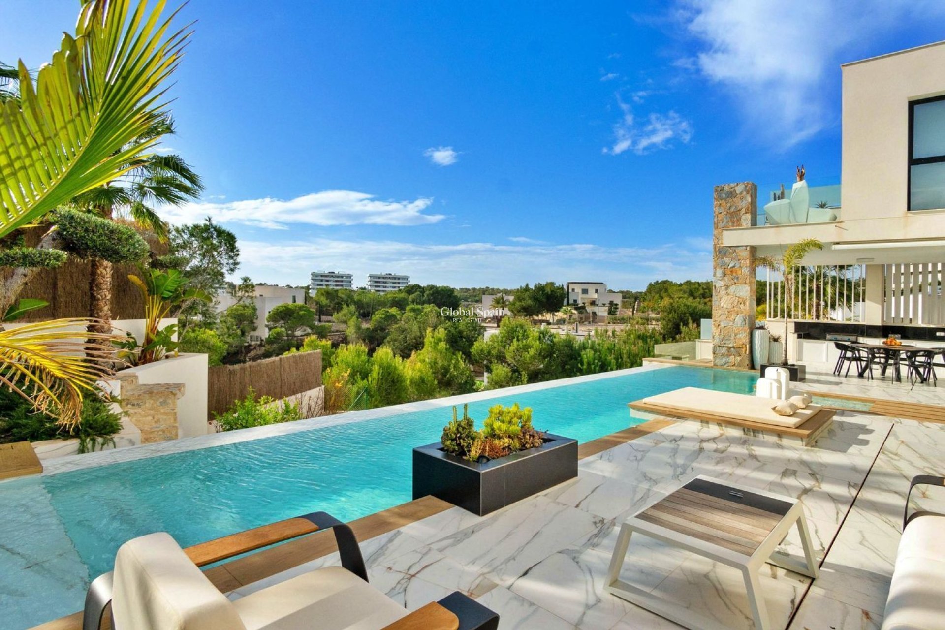 Resale - VILLA -
ORIHUELA - LAS COLINAS GOLF RESORT