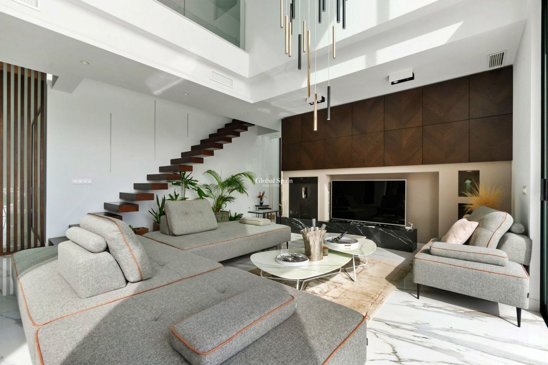 Resale - VILLA -
ORIHUELA - LAS COLINAS GOLF RESORT