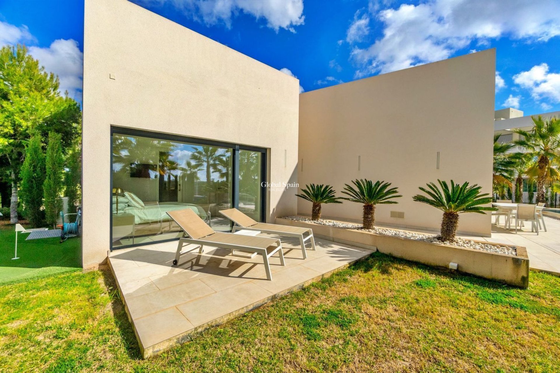 Resale - VILLA -
ORIHUELA - LAS COLINAS GOLF RESORT