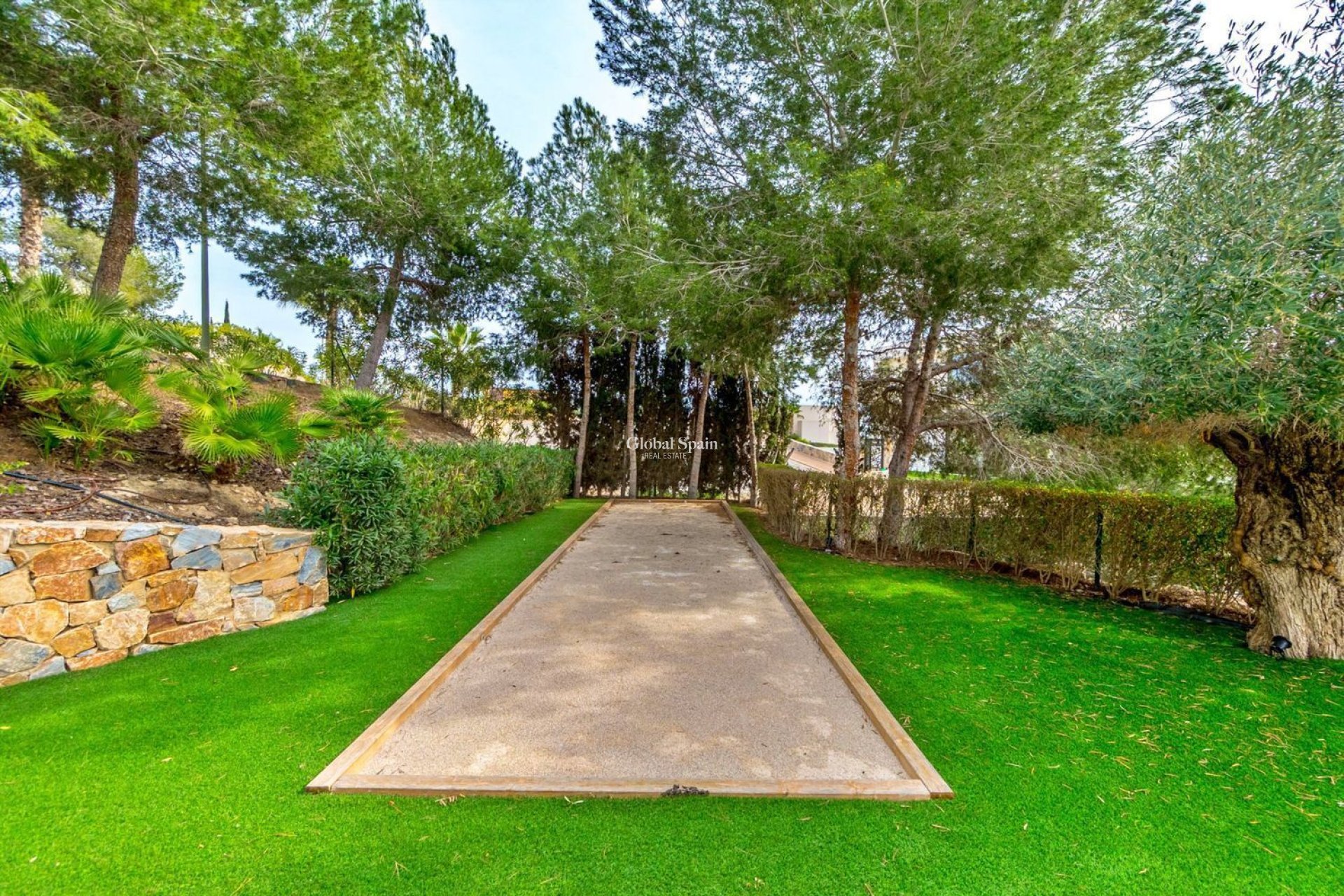Resale - VILLA -
ORIHUELA - LAS COLINAS GOLF RESORT
