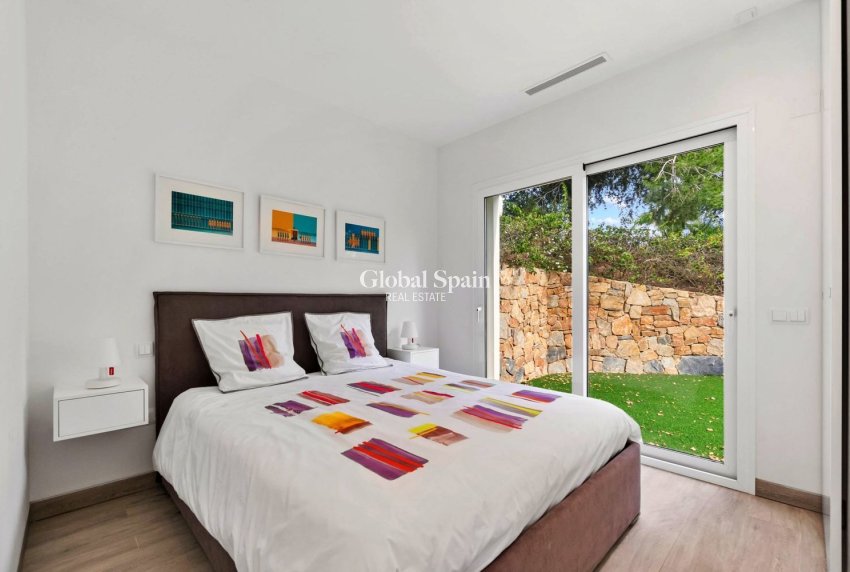 Resale - VILLA -
ORIHUELA - LAS COLINAS GOLF RESORT