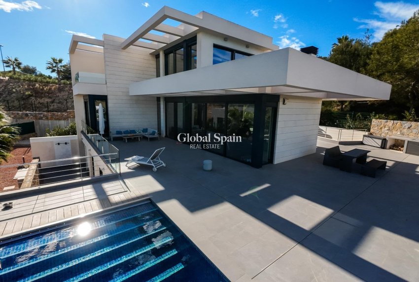 Resale - VILLA -
ORIHUELA - LAS COLINAS GOLF RESORT