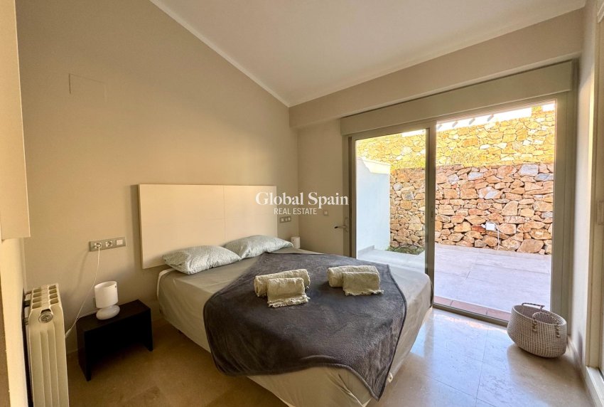 Resale - VILLA -
ORIHUELA - LAS COLINAS GOLF RESORT