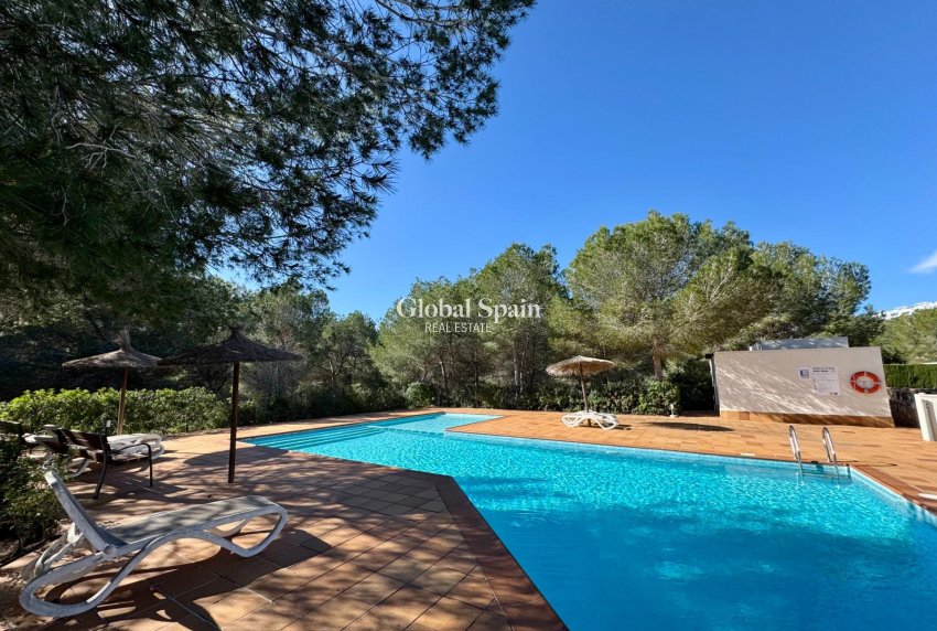 Resale - VILLA -
ORIHUELA - LAS COLINAS GOLF RESORT