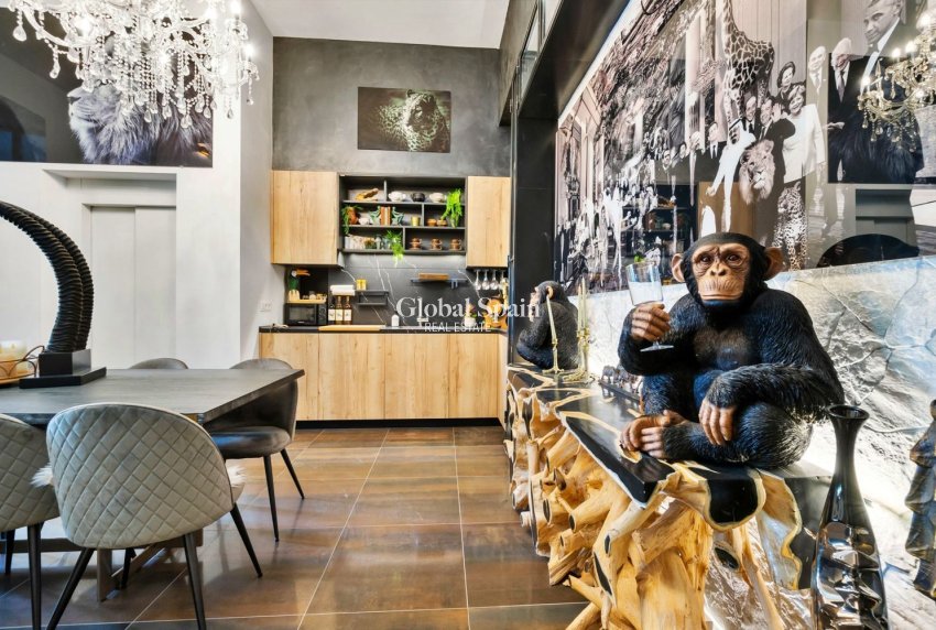 Resale - VILLA -
ORIHUELA - LAS COLINAS GOLF RESORT