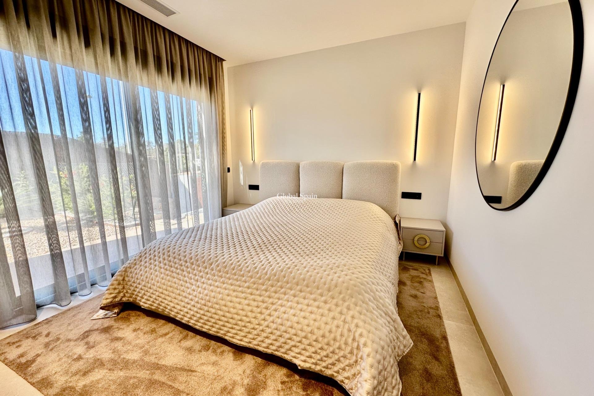 Resale - VILLA -
ORIHUELA - LAS COLINAS GOLF RESORT