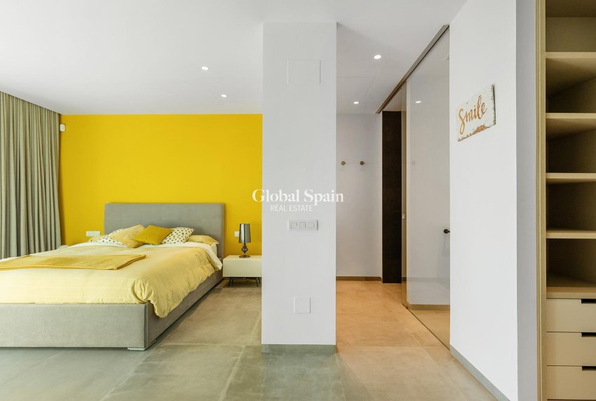 Resale - VILLA -
ORIHUELA - LAS COLINAS GOLF RESORT