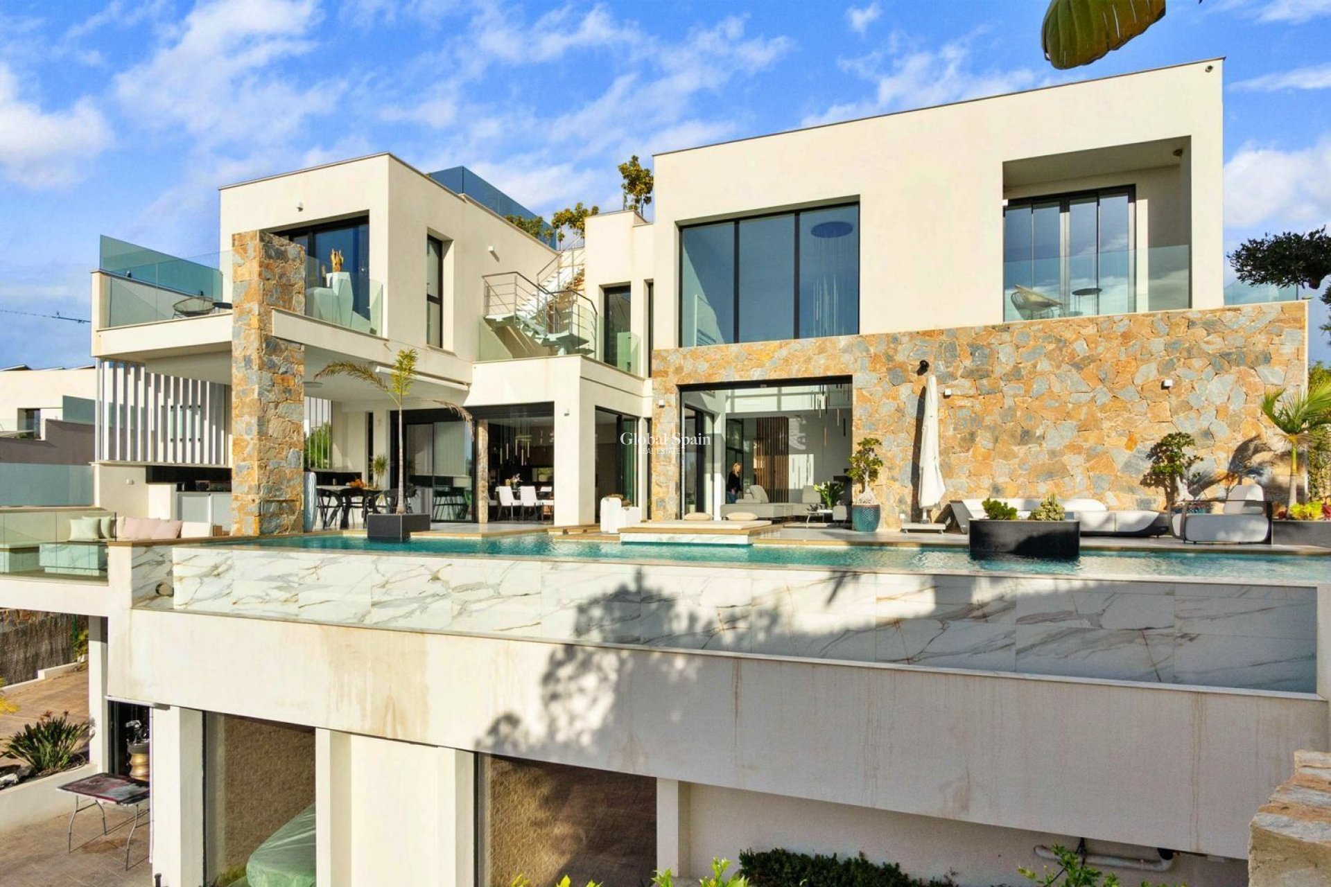 Resale - VILLA -
ORIHUELA - LAS COLINAS GOLF RESORT