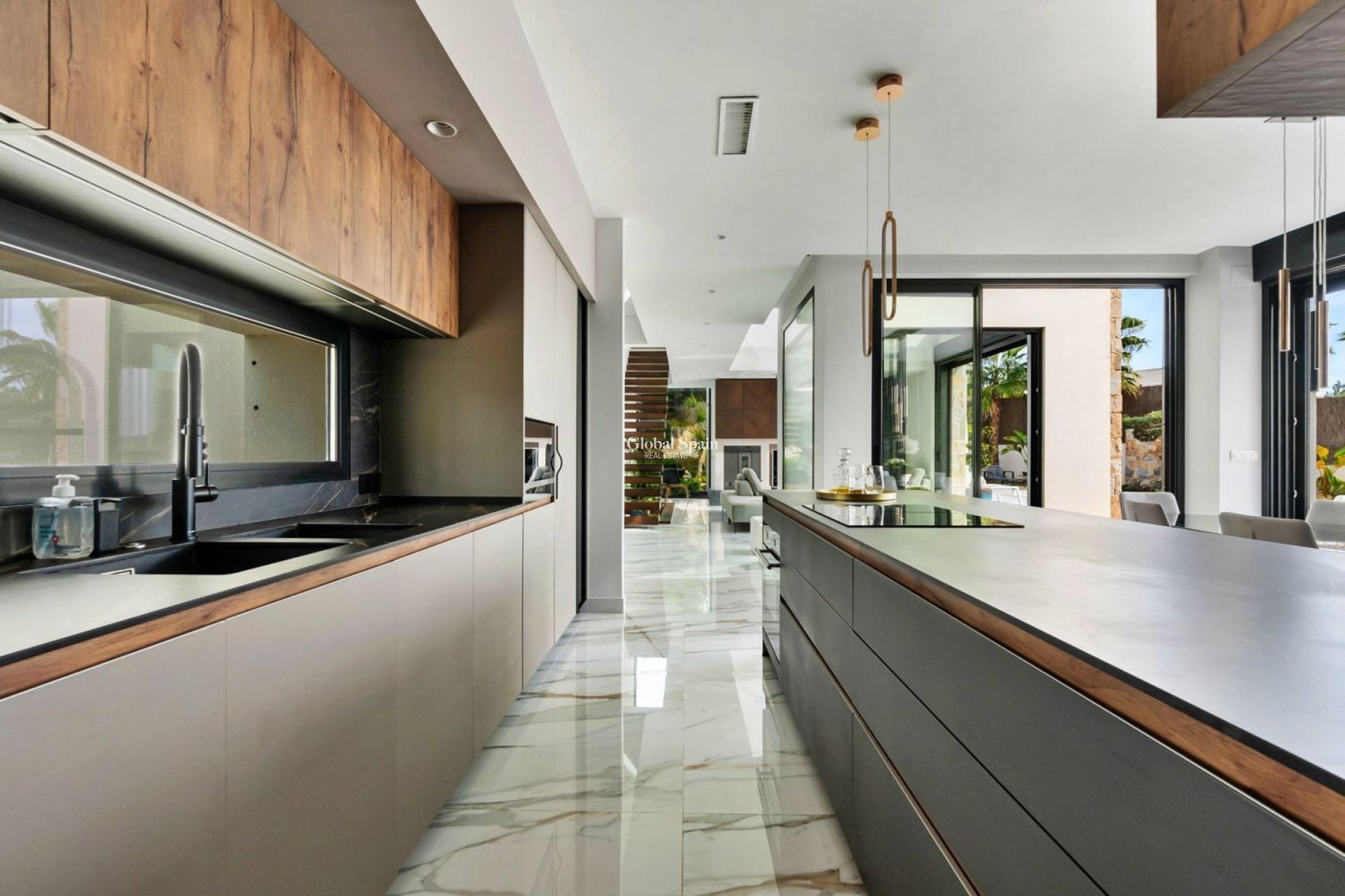 Resale - VILLA -
ORIHUELA - LAS COLINAS GOLF RESORT