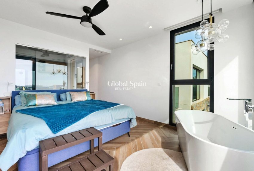 Resale - VILLA -
ORIHUELA - LAS COLINAS GOLF RESORT
