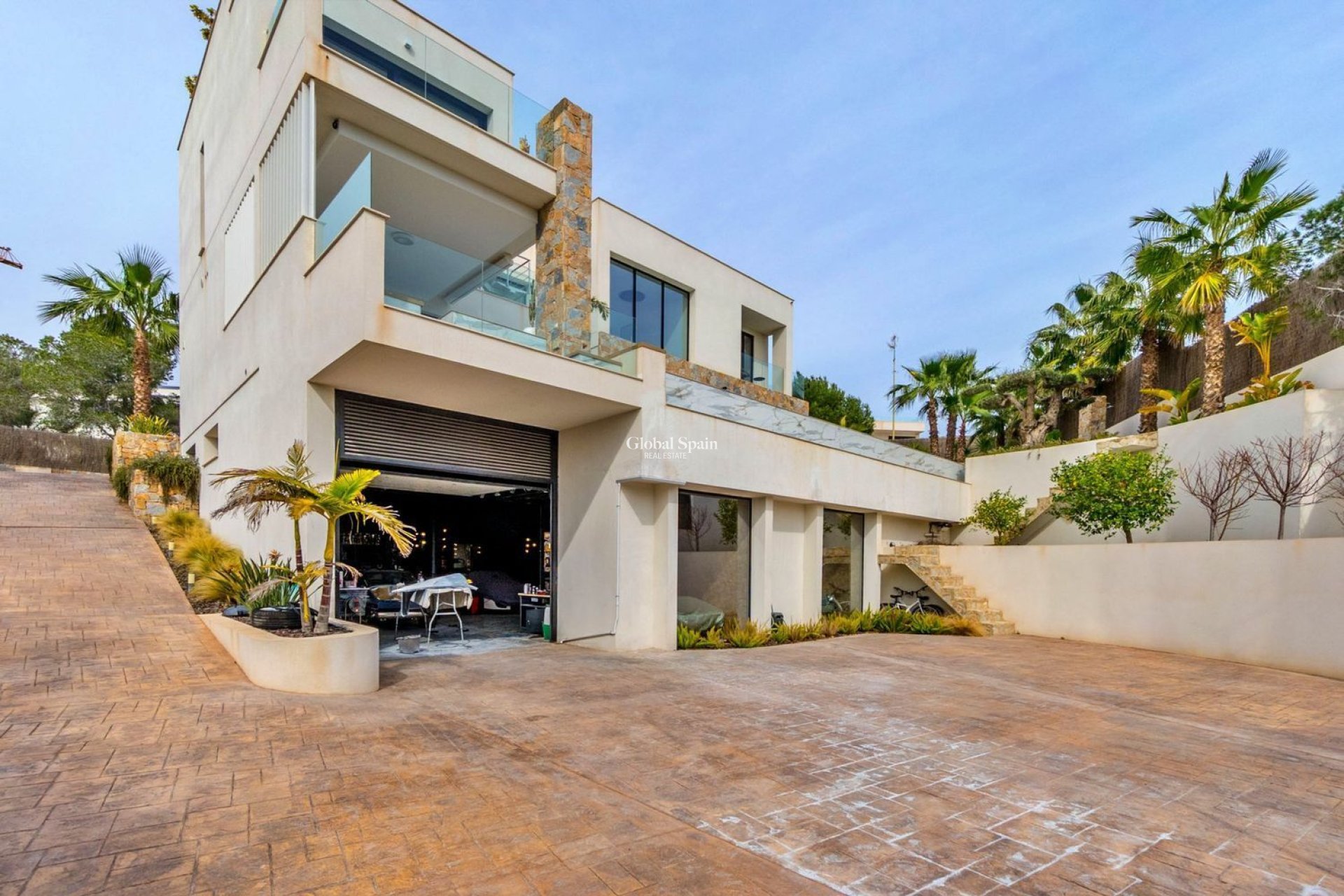 Resale - VILLA -
ORIHUELA - LAS COLINAS GOLF RESORT