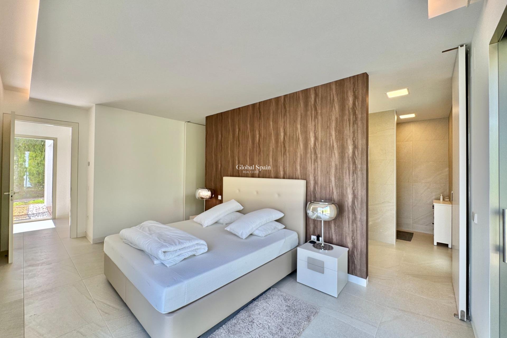Resale - VILLA -
ORIHUELA - LAS COLINAS GOLF RESORT