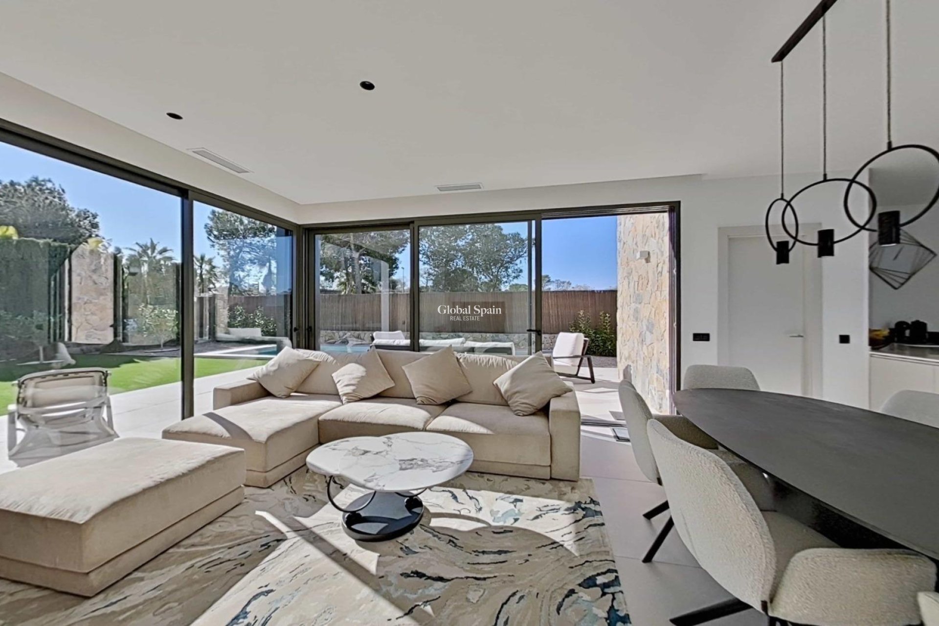 Resale - VILLA -
ORIHUELA - Las Colinas Golf