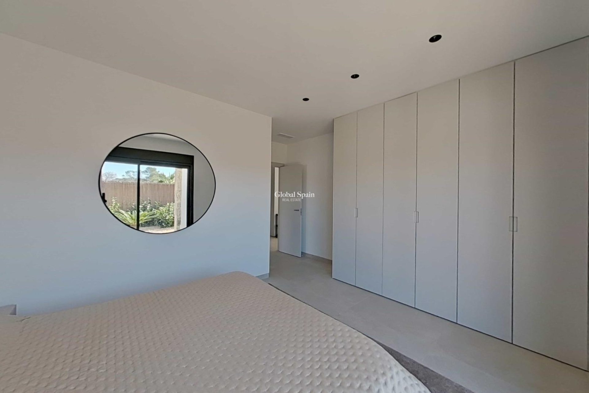 Resale - VILLA -
ORIHUELA - Las Colinas Golf