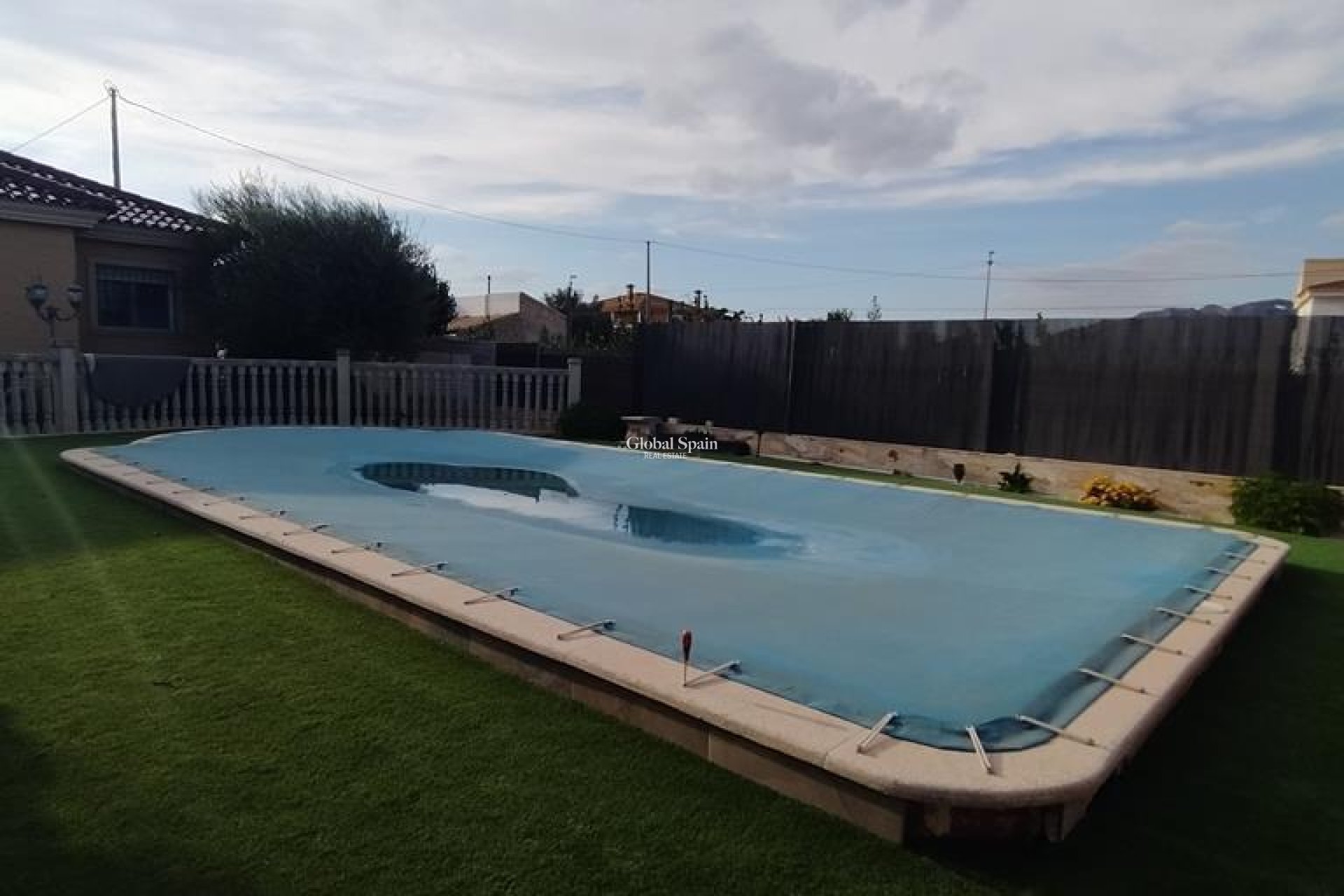 Resale - VILLA -
ORIHUELA - LOS DESEMPARADOS