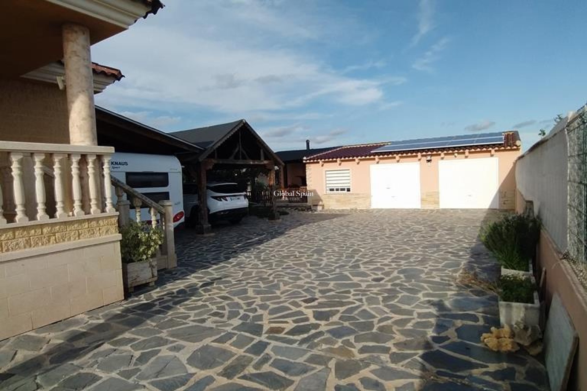 Resale - VILLA -
ORIHUELA - LOS DESEMPARADOS