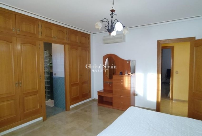 Resale - VILLA -
ORIHUELA - LOS DESEMPARADOS