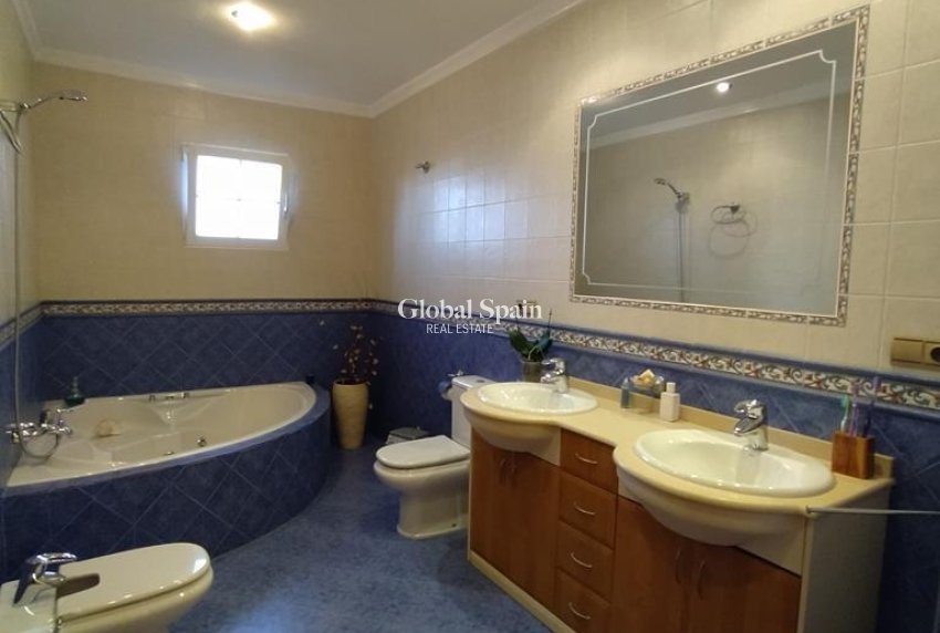 Resale - VILLA -
ORIHUELA - LOS DESEMPARADOS