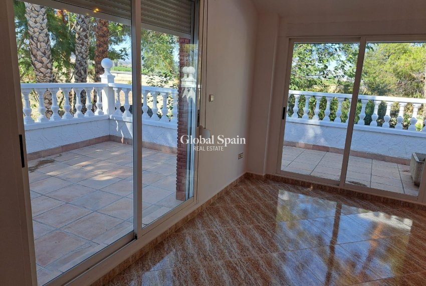 Resale - VILLA -
ORIHUELA - Los Huertos