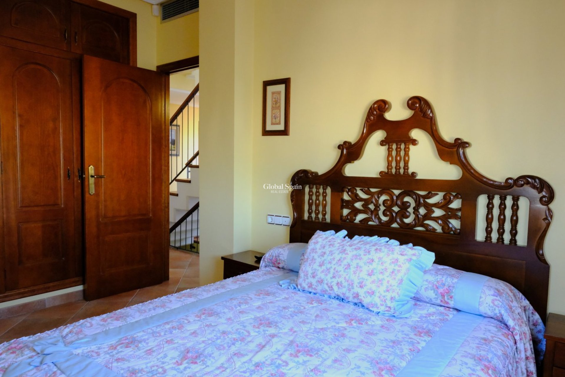 Resale - Villa -
ORIHUELA - Orihuela