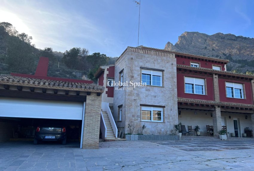 Resale - VILLA -
ORIHUELA - Raiguero De Bonanza