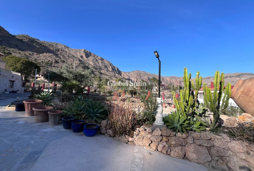 Resale - VILLA -
ORIHUELA - Raiguero De Bonanza