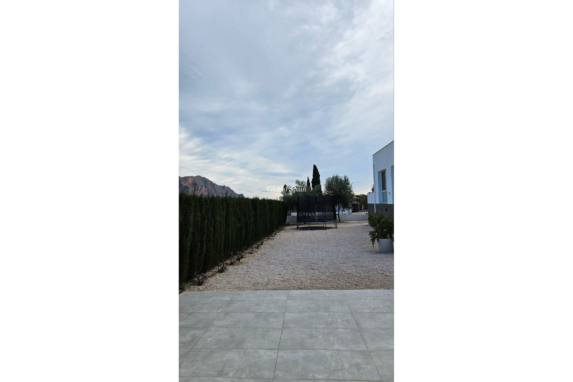 Resale - VILLA -
ORIHUELA - Urb. Montepinar